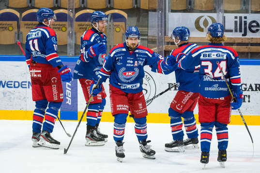 Oskarshamns spelare jublar