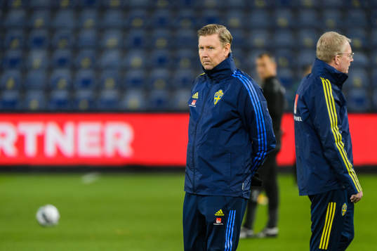 Assistant coach Peter Wettergren of Sweden