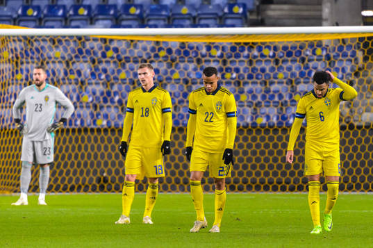 Goalkeeper Kristoffer Nordfeldt, Carl Starfelt, Robin