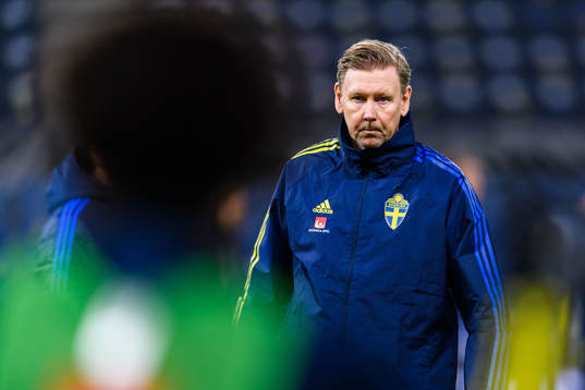 Assistant coach Peter Wettergren of Sweden ahead the