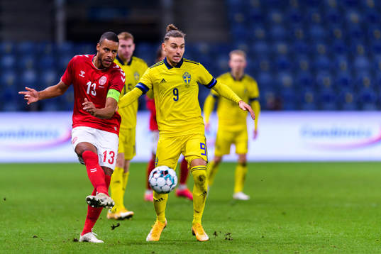 Mathias Jørgensen of Denmark and Jordan Larsson of Sweden