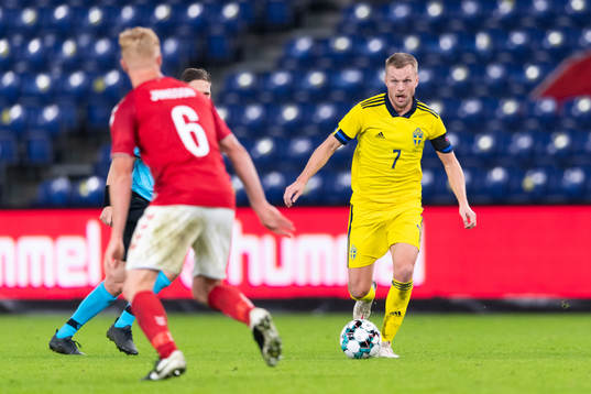 Sebastian Larsson of Sweden