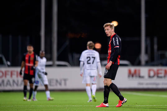 Brommapojkarnas Gustav Sandberg Magnusson reagerar