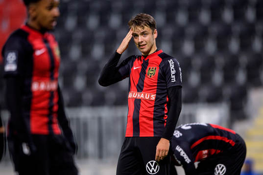 Brommapojkarnas Adam Grundström deppar