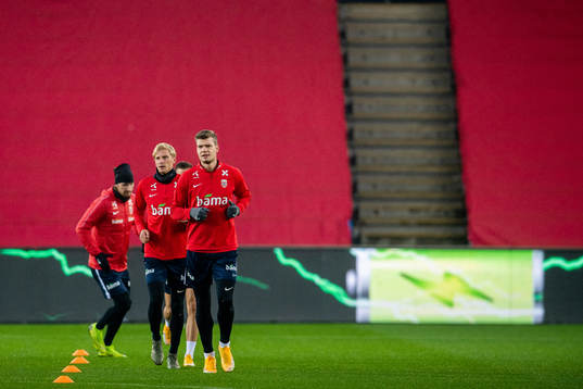 Morten Thorsby and Alexander Sørloth of the Norwegian