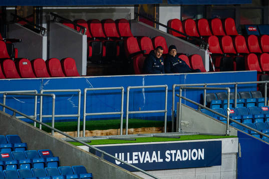 Per Joar Hansen, assistant coach, and Lars Lagerbäck, head