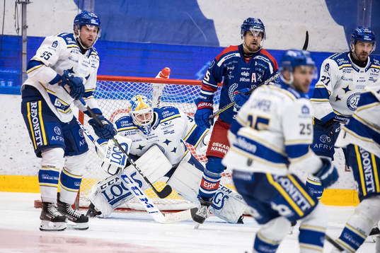 Leksands målvakt Janne Juvonen och Leksands Jonas Ahnelöv