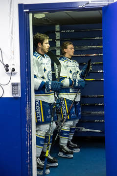 Leksands Peter Cehlarik och Leksands Calle Själin  innan