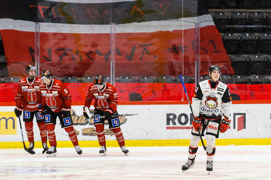 Malmö Redhawks Linus Lindstrand-Cronholm deppar