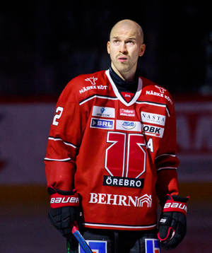 Örebros Rasmus Rissanen utan hjälm
