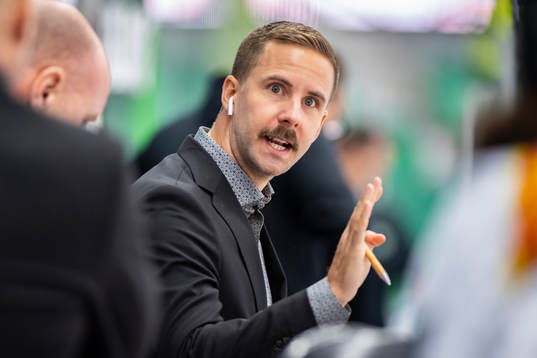 Brynäs assisterande tränare Viktor Stråhle