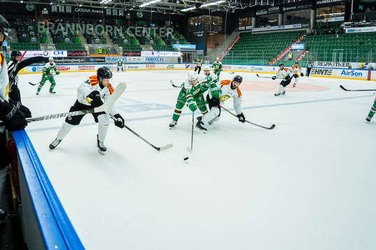 Brynäs Linus Ölund och Rögles Leon Bristedt