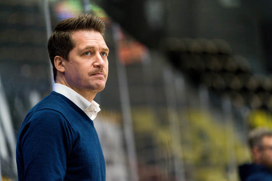Växjös tränare Sam Hallam