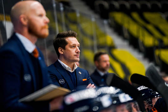 Växjös tränare Sam Hallam