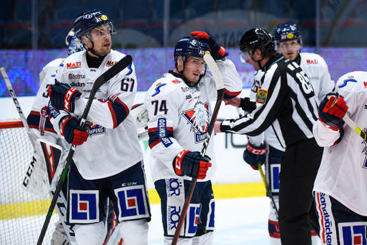 Linköpings Petteri Nikkilä  deppar