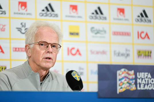 Team doctor Anders Valentin of the Swedish national