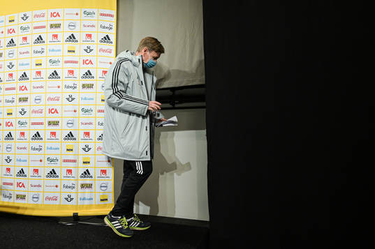 Assistant coach Peter Wettergren of the Swedish national