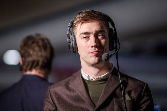 Cmores kommentator Tobias Forsberg