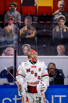 Modos målvakt Anthony Peters