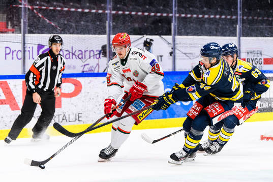 Modos Patrik Karlkvist och Södertäljes Lukas Vejdemo
