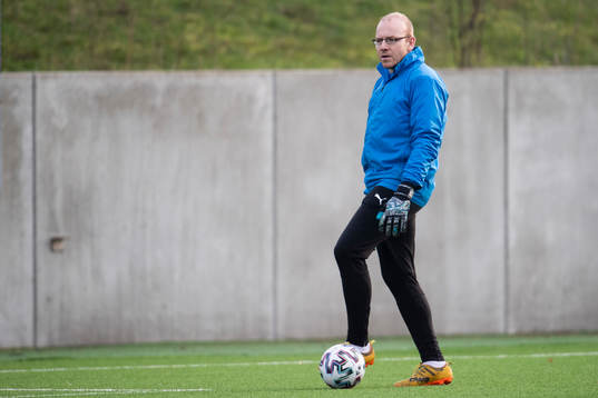Lunds målvakts tränare Milos Sokolovicunder