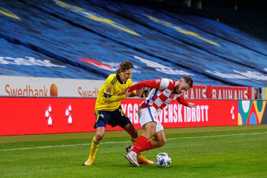 Kristoffer Olsson of Sweden and Nikola Vlasic of Croatia