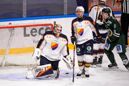 Djurgårdens målvakt Niklas Svedberg och Manuel Ågren