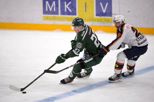 Färjestads Oskar Bäck och Djurgårdens Sebastian