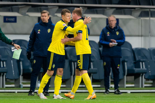 Dejan Kulusevski os replaced by Viktor Claesson of Sweden