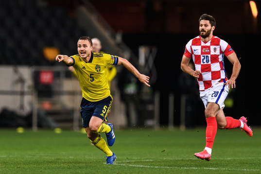 Pierre Bengtsson of Sweden and Bruno Petkovic of Croatia