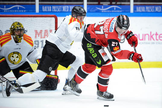 Brynäs Josef Ingman och Malmö Redhawks Ponthus Westerholm