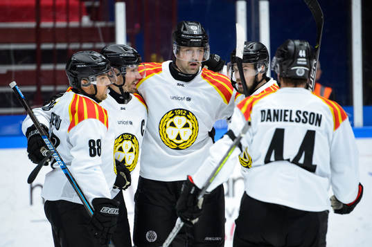 Brynäs Jaedon Descheneau , Anton Rödin , Patrik Berglund,