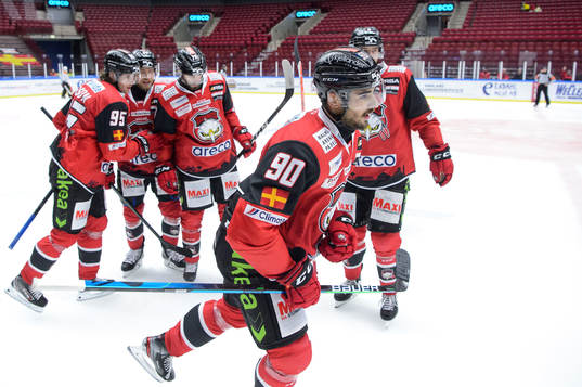 Malmö Redhawks Joe Veleno jublar