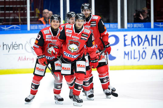 Malmö Redhawks Johan Olofsson jublar