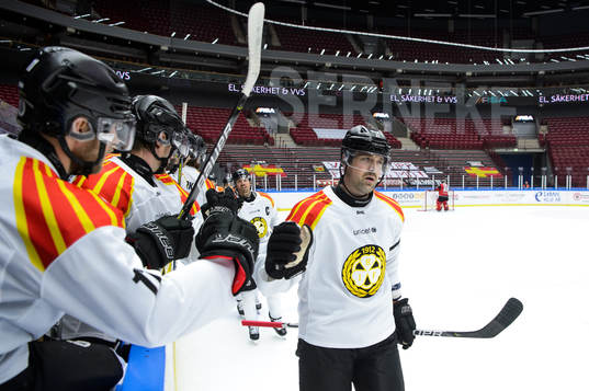 Brynäs Patrik Berglund jublar
