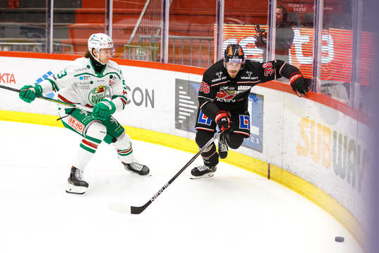Rögles Moritz Seider och Örebros Emil Larsson