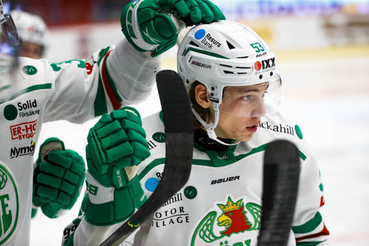 Rögles Moritz Seider jublar