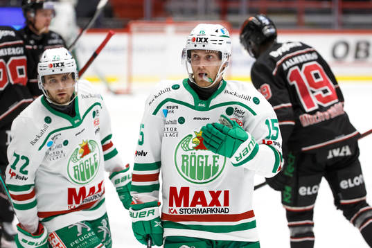 Rögles Simon Ryfors jublar