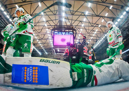 Örebros Christopher Mastomäki gör 5-4 på Rögles