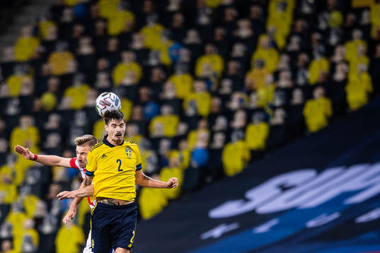 Dario Melnjak of Croatia and Mikael Lustig of Sweden