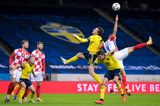 Victor Nilsson Lindelöf and Mikael Lustig of Sweden