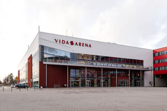 Exteriör vy av Vida arena före ishockeymatchen i SHL