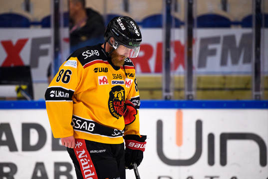 Luleås Linus Klasen deppar