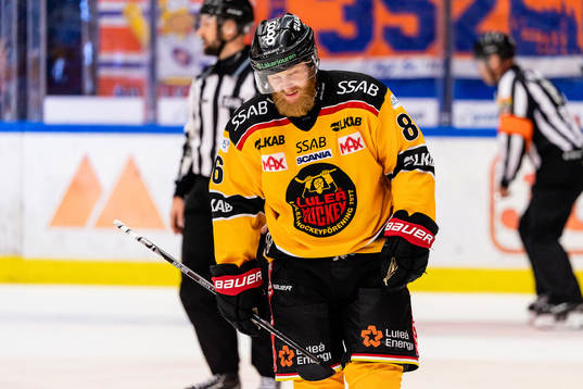 Luleås Linus Klasen deppar