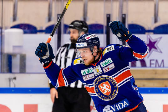 Växjös Ludvig Nilsson jublar