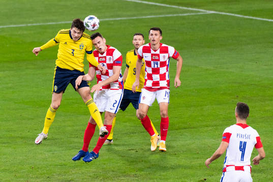 Victor Nilsson Lindelöf of Sweden against Filip Uremovic