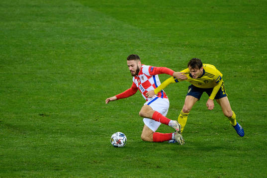 Toma Basic of Croatia and Albin Ekdal of Sweden