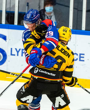 Oskarshamns Kim Rosdahl och Skellefteås Oskar Nilsson