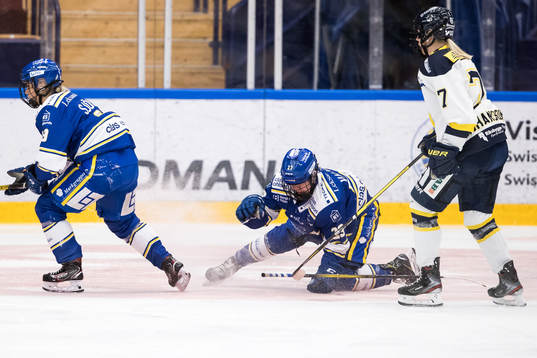 Leksands Saana Valkama och HV71s Thea Johansson