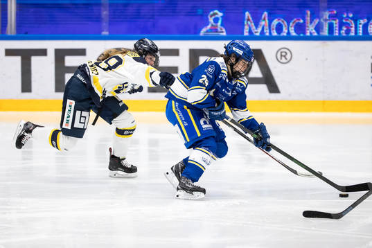 Leksands Moa Viklund och HV71s Felizia Wikner-Zeinkiewicz